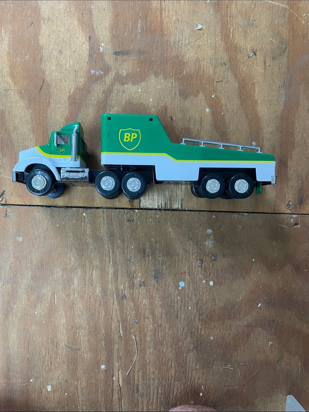 bp Green and White Toy Transport Truck with Yellow Trim